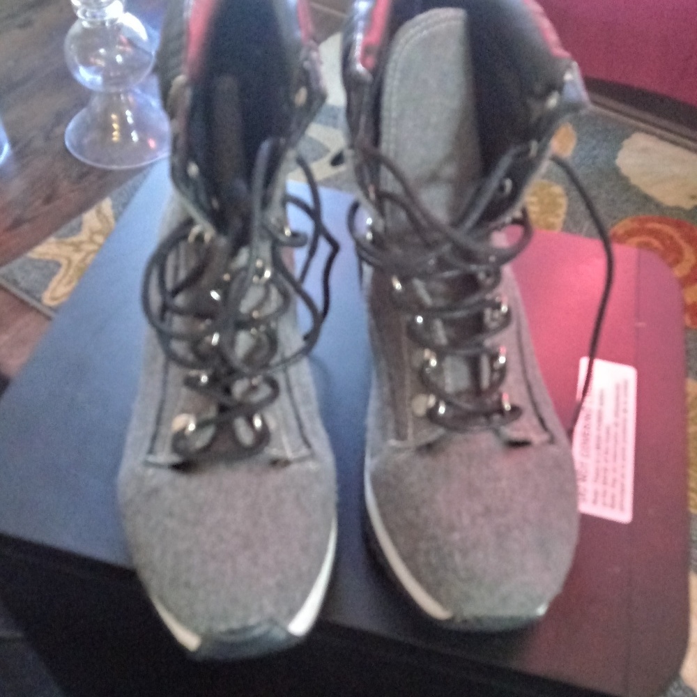 Womens boots